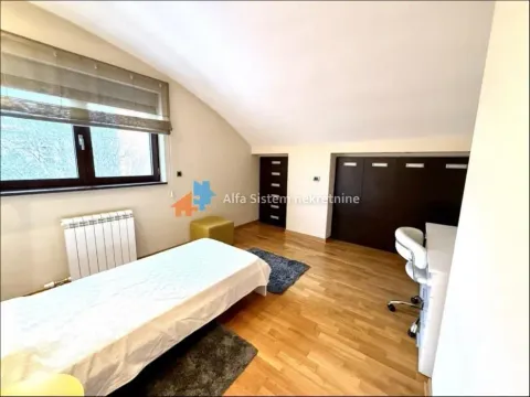 Rent, apartment, 160m², Vračar Sve Podlokacije, Beograd - image 16