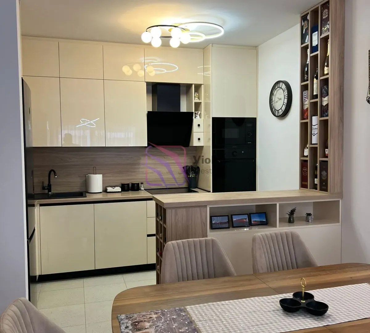 Izdavanje, dvosoban stan, 69m², Master Kvart, Podgorica