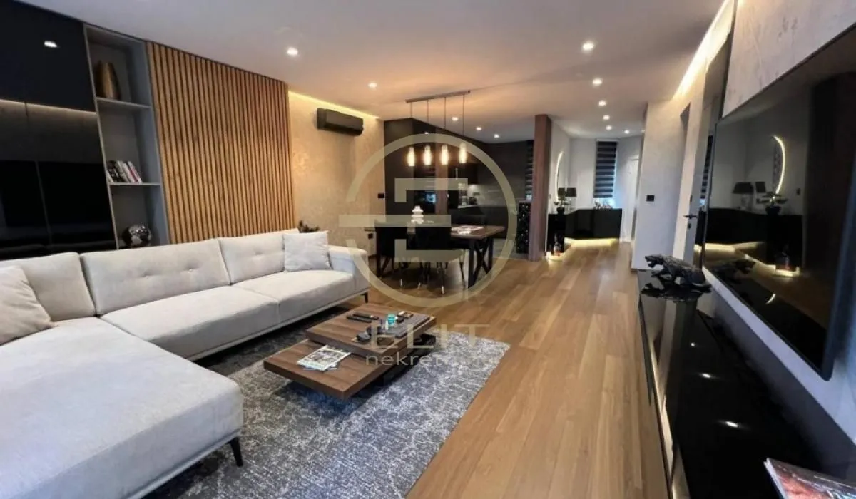 Sale, apartment, 122m², Bulevar Oslobodjenja, Novi Sad Sve Podlokacije