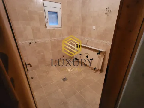 Rent, house, 200m², Zeta, Podgorica - image 5