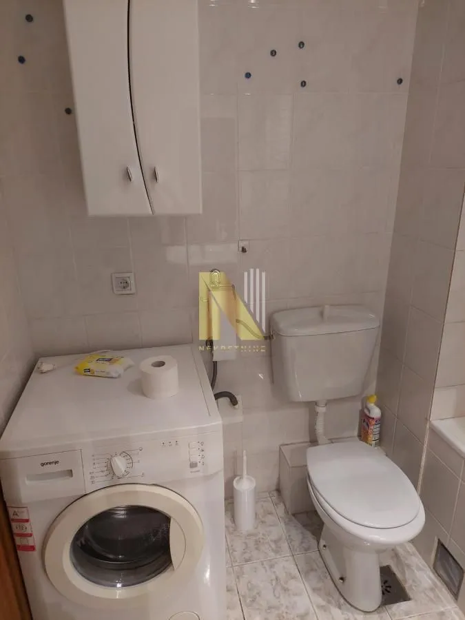 Izdavanje, dvosoban stan, 48m², Grbavica, Novi Sad Sve Podlokacije