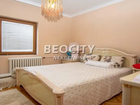 Prodaja, kuća, 357m², Sremčica, Beograd - image 13