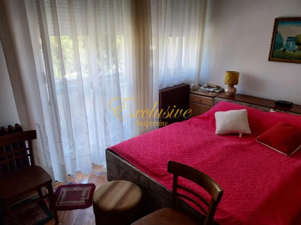 Prodaja, kuća, 116m², Kanarevo Brdo, Beograd