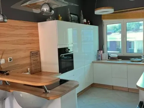 Sale, two bedroom apartment, 120m², Bečići, Budva - image 8