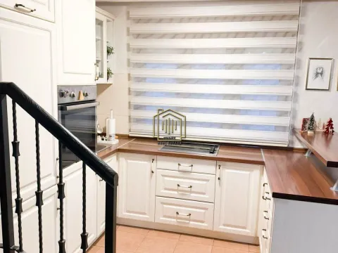 Rent, one bedroom apartment, 61m², Cetinje, Crna Gora - image 8