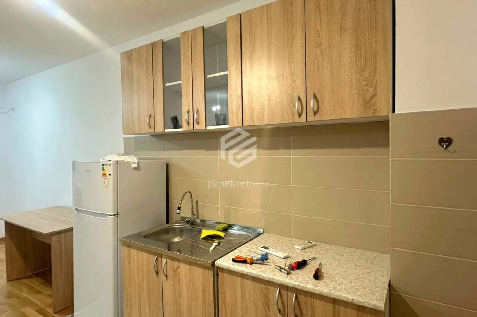 Izdavanje, dvosoban stan, 69m², Ljubović, Podgorica