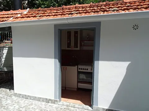 Prodaja, kuća, 71m², Orahovac, Kotor - image 17
