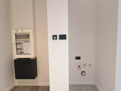 Prodaja, garsonjera, 45m², Porto Montenegro, Tivat - image 11