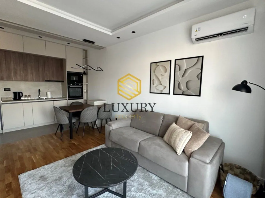 Izdavanje, jednosoban stan, 49m², City Kvart, Podgorica