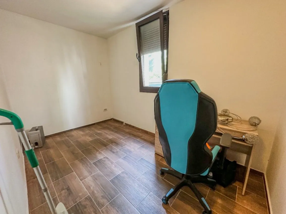 Rent, office space, 80m², Blok 5, Podgorica