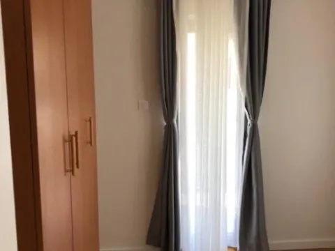 Izdavanje, dvosoban stan, 72m², Momišići, Podgorica - image 6