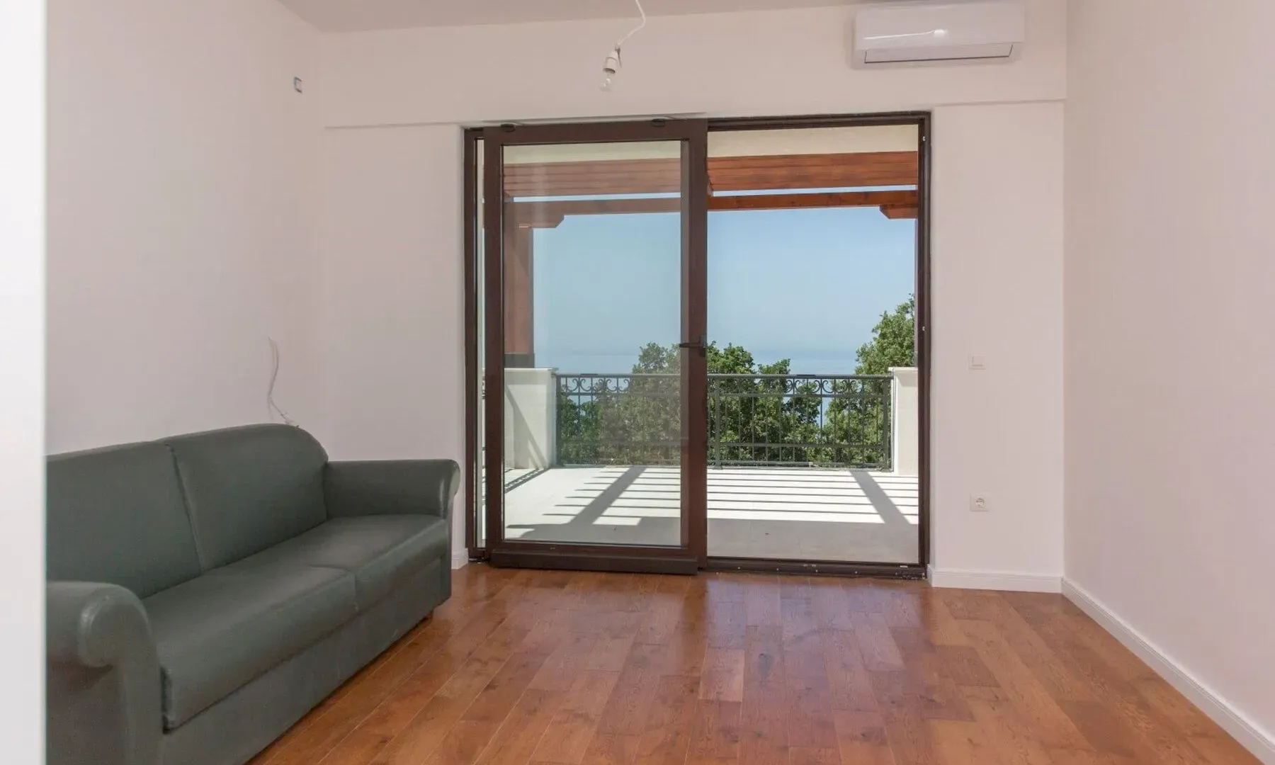 Sale, house, 402m², Katun Reževići, Budva