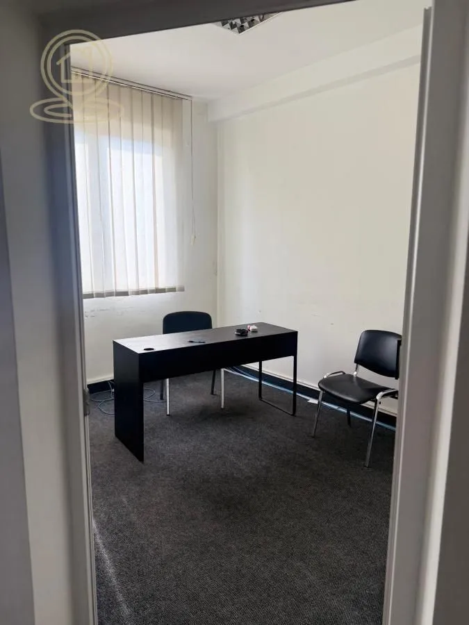 Rent, office space, 90m², Savski Venac, Beograd