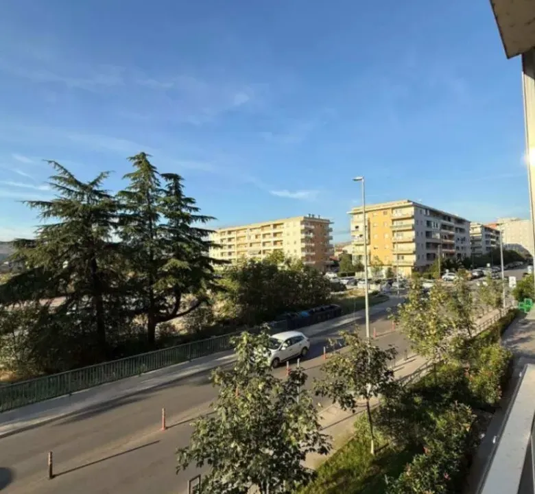 Izdavanje, dvosoban stan, 68m², City Kvart, Podgorica