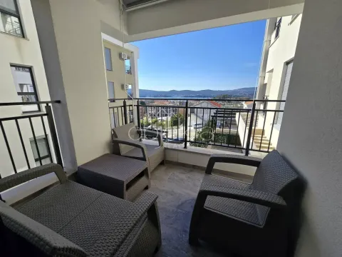 Izdavanje, stan, 58m², Tivat, Crna Gora - image 2