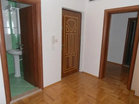 Prodaja, stan, 84m², Budva, Crna Gora - image 11