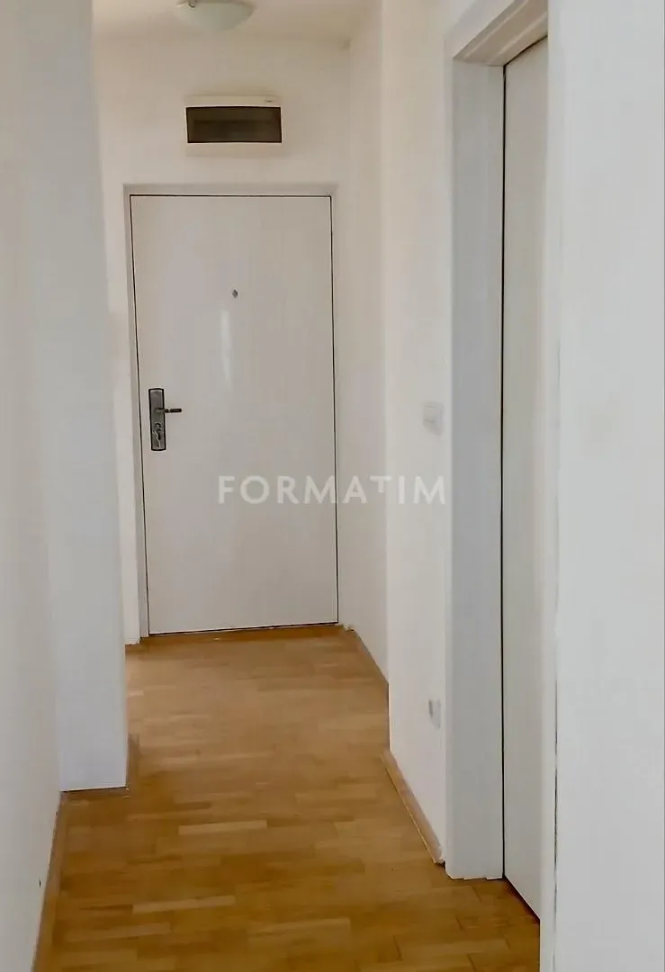Izdavanje, dvosoban stan, 45m², Zvezdara Sve Podlokacije, Beograd