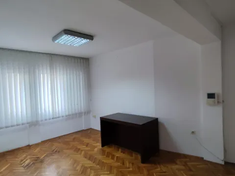 Izdavanje, stan, 33m², Centar, Podgorica