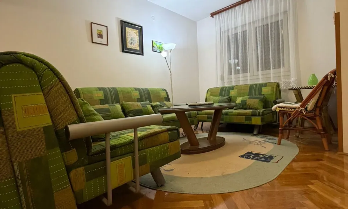Prodaja, garsonjera, 33m², Centar, Bar