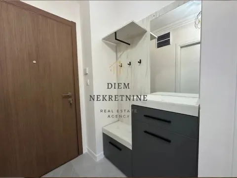 Izdavanje, jednosoban stan, 49m², Central Point, Podgorica - image 7