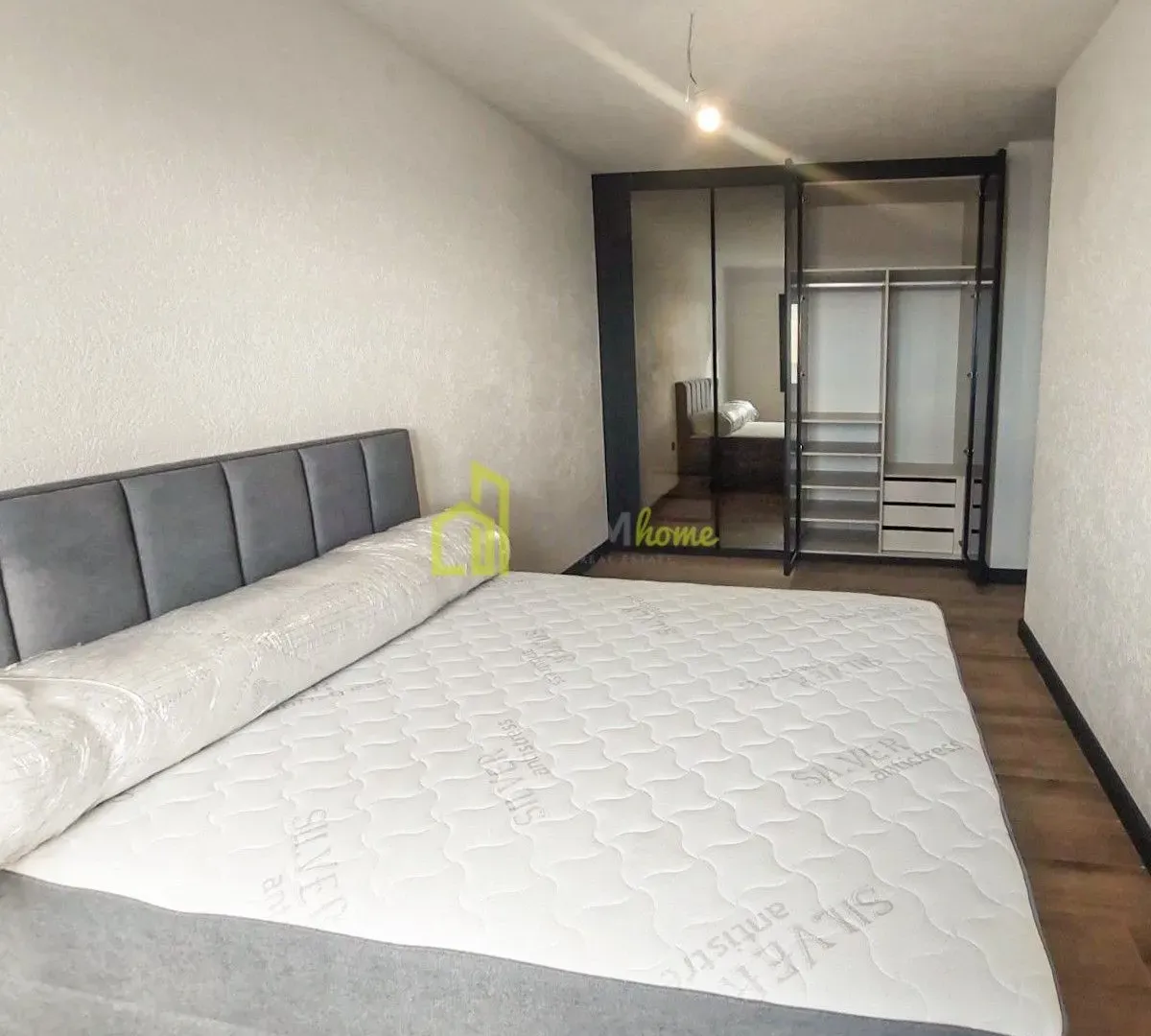 Sale, three bedroom apartment, 150m², Sveti Stefan, Budva