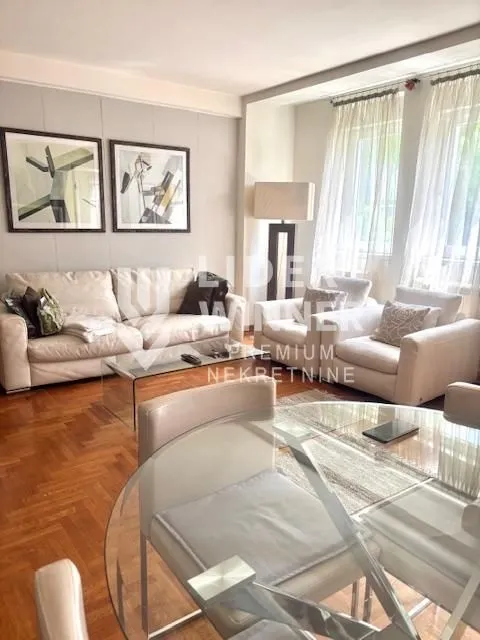 Rent, two bedroom apartment, 66m², Stari Grad, Beograd