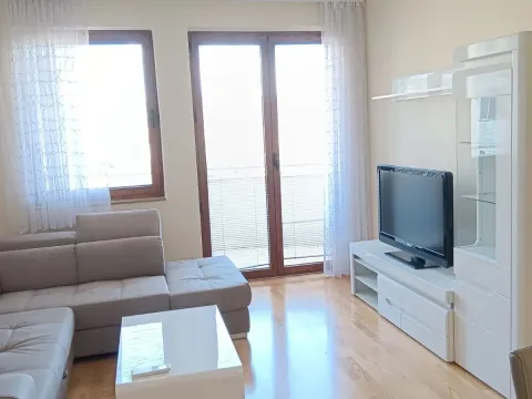 Rent, one bedroom apartment, 50m², Preko Morače, Podgorica - image 3