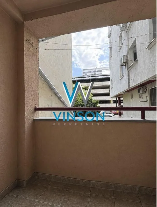 Prodaja, dvosoban stan, 44m², Grbavica, Novi Sad Sve Podlokacije