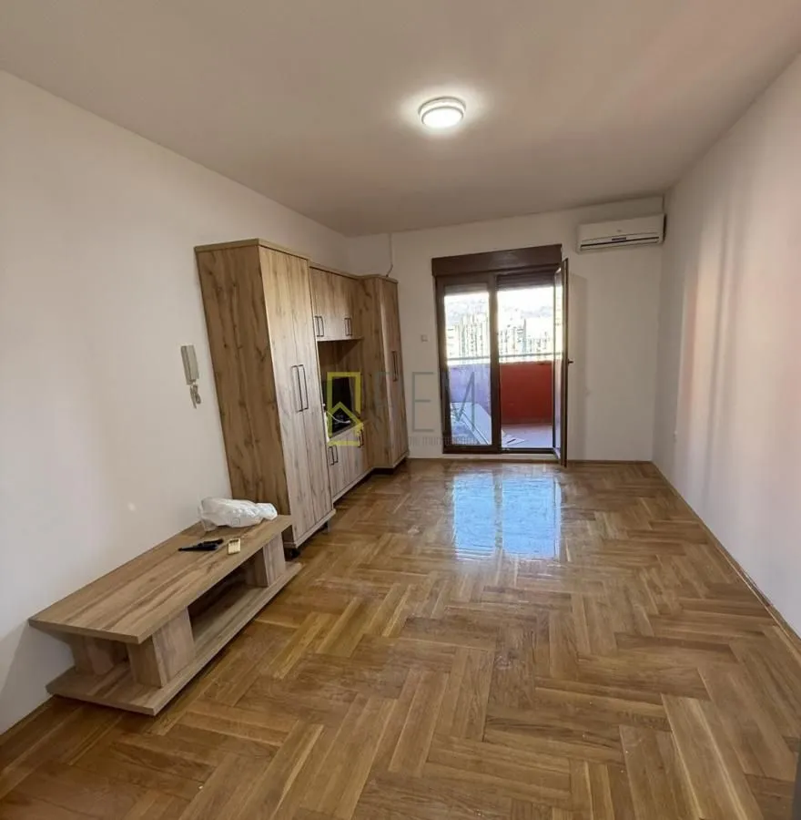 Prodaja, garsonjera, 33m², Tuški Put, Podgorica