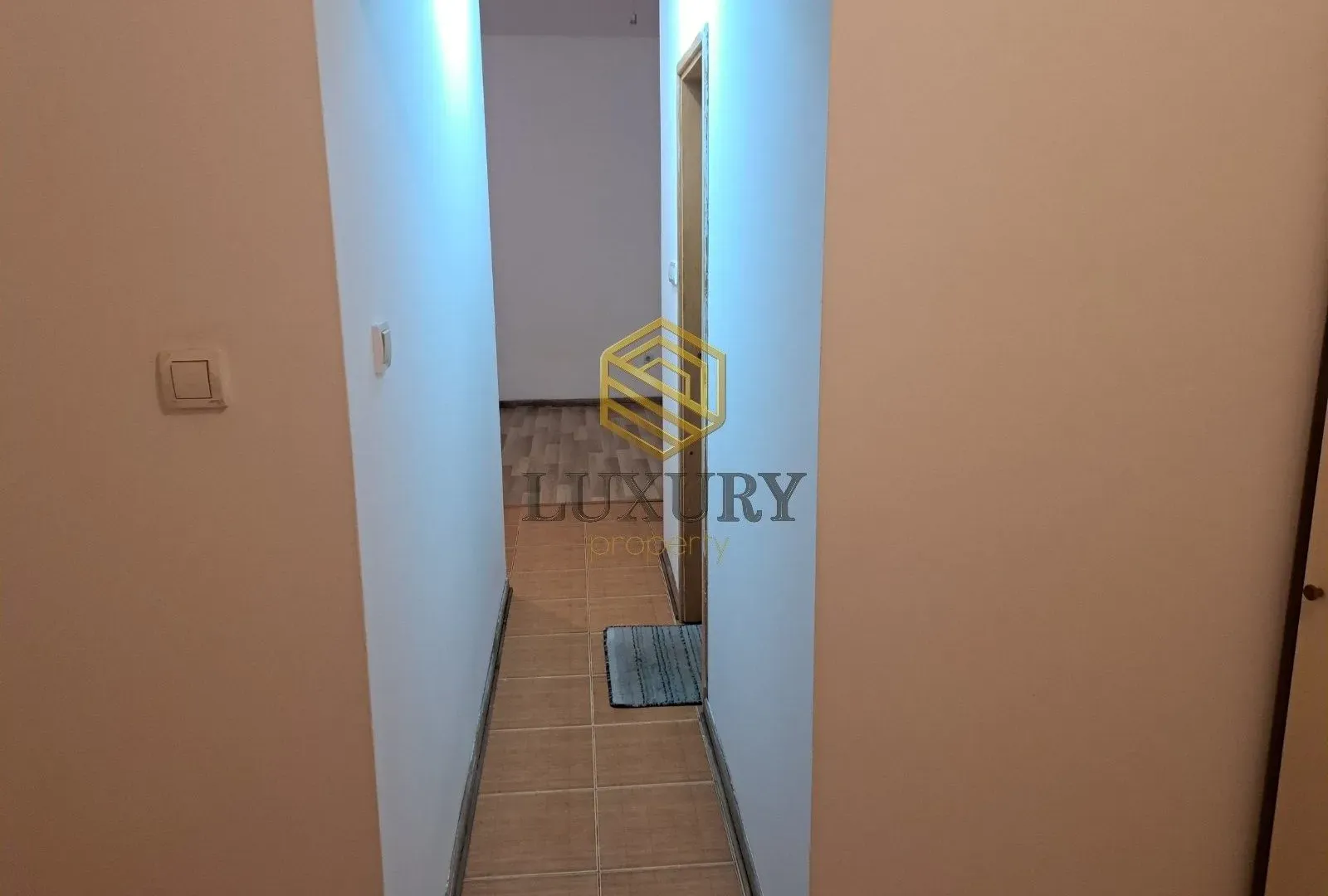 Rent, office space, 28m², Tološi, Podgorica
