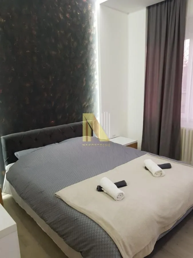 Izdavanje, trosoban stan, 80m², Stari grad, Novi Sad