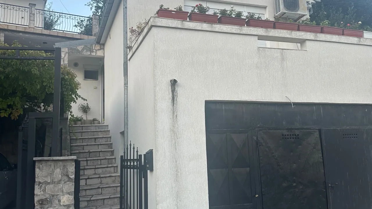Rent, house, 40m², Lastva Grbaljska, Kotor