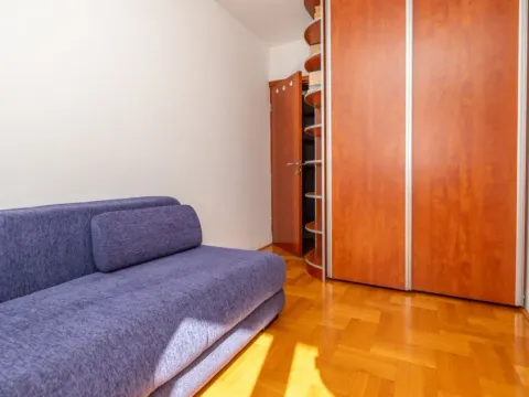 Izdavanje, dvosoban stan, 68m², Preko Morače, Podgorica - image 6