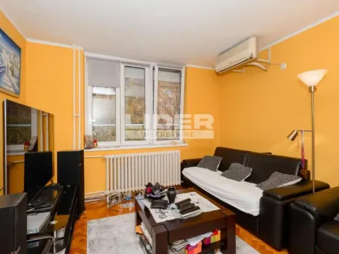 Sale, one bedroom apartment, 54m², Stari Grad, Beograd - image 2
