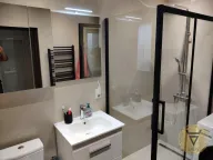 Izdavanje, trosoban stan, 79m², Stari Grad, Beograd - image 11