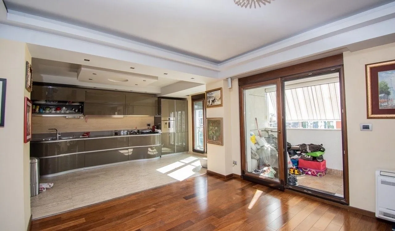 Rent, two bedroom apartment, 140m², Preko Morače, Podgorica