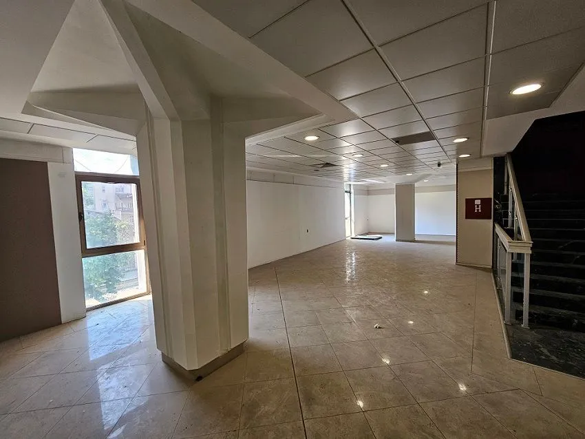 Rent, office space, 750m², Terazije, Užice