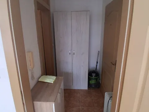 Izdavanje, stan, 36m², Stari Aerodrom, Podgorica - image 4