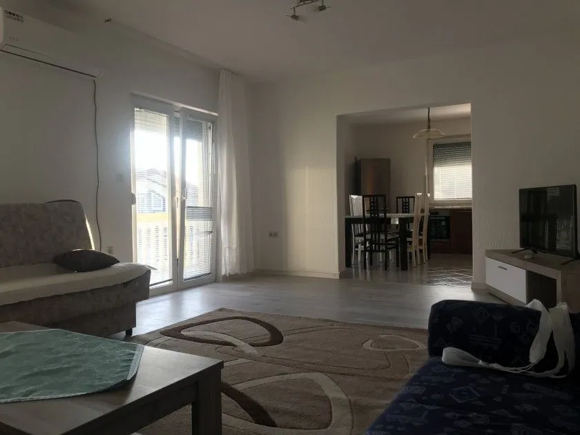 Rent, three bedroom apartment, 130m², Čeluga, Bar