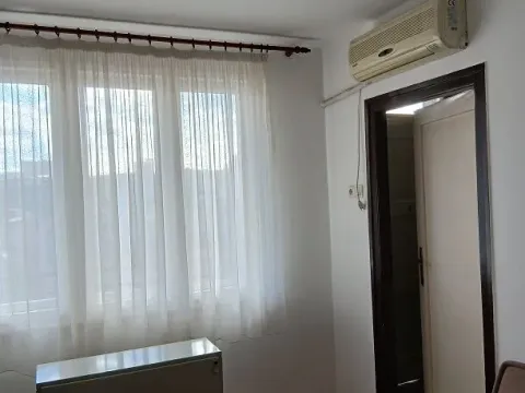 Izdavanje, jednosoban stan, 34m², Stari Grad, Beograd - image 3