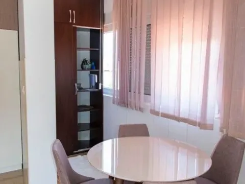 Izdavanje, jednosoban stan, 47m², Ljubović, Podgorica - image 9