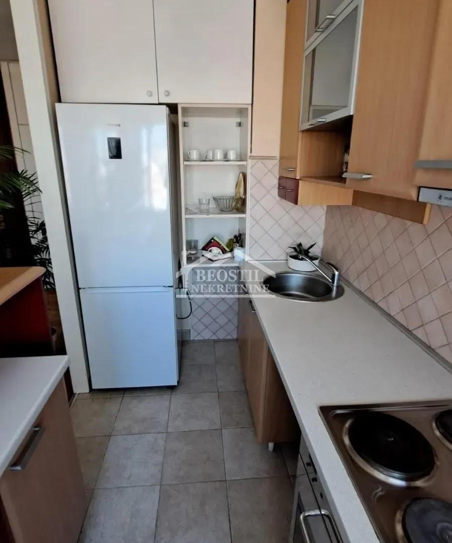 Rent, three bedroom apartment, 81m², Novi Beograd Sve Podlokacije, Beograd
