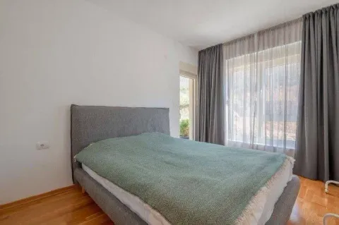 Sale, two bedroom apartment, 62m², Bečići, Budva - image 14