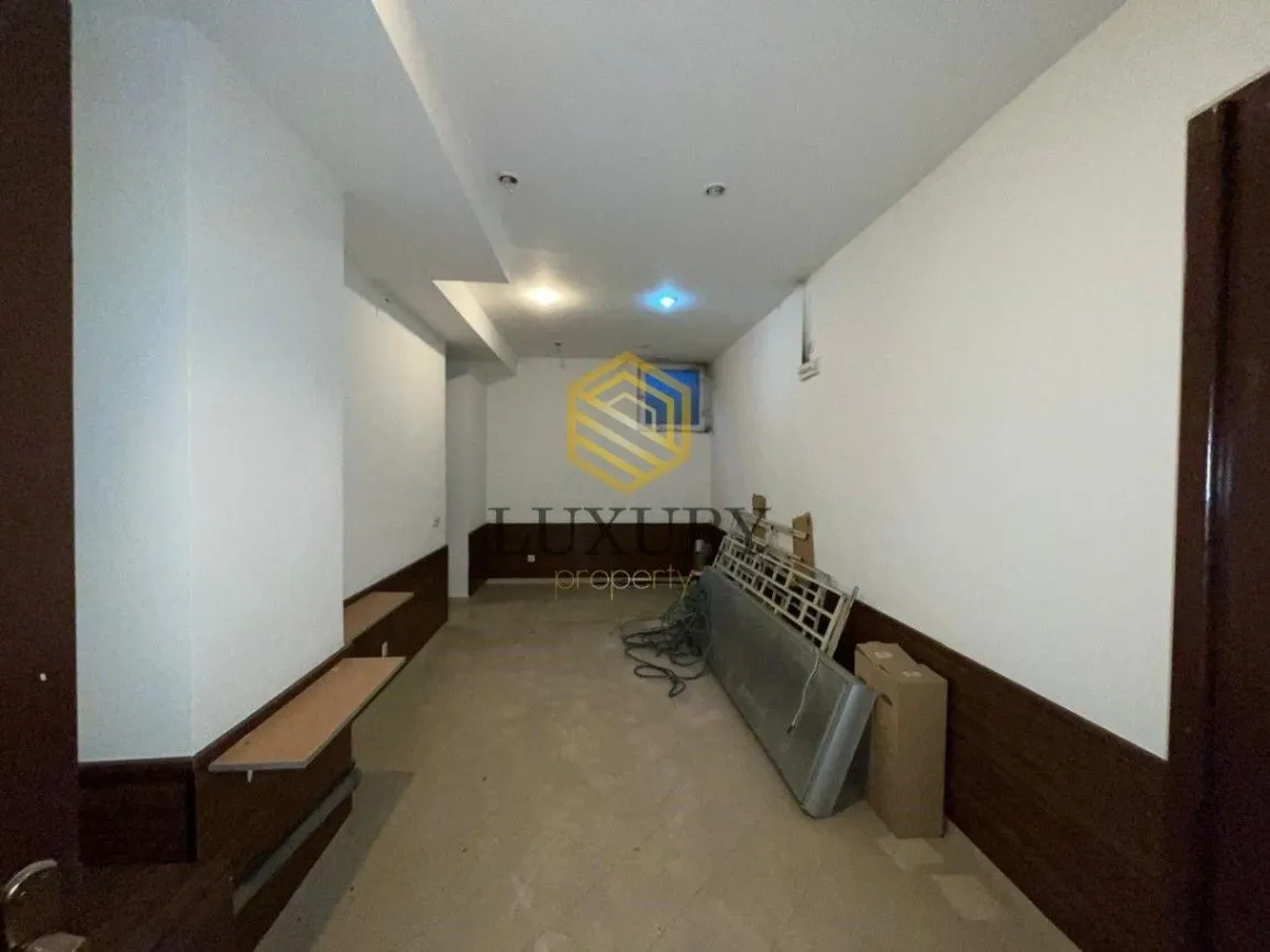 Rent, office space, 80m², Stari Aerodrom, Podgorica