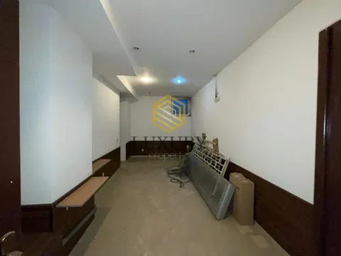 Izdavanje, poslovni prostor, 80m², Stari Aerodrom, Podgorica - image 3