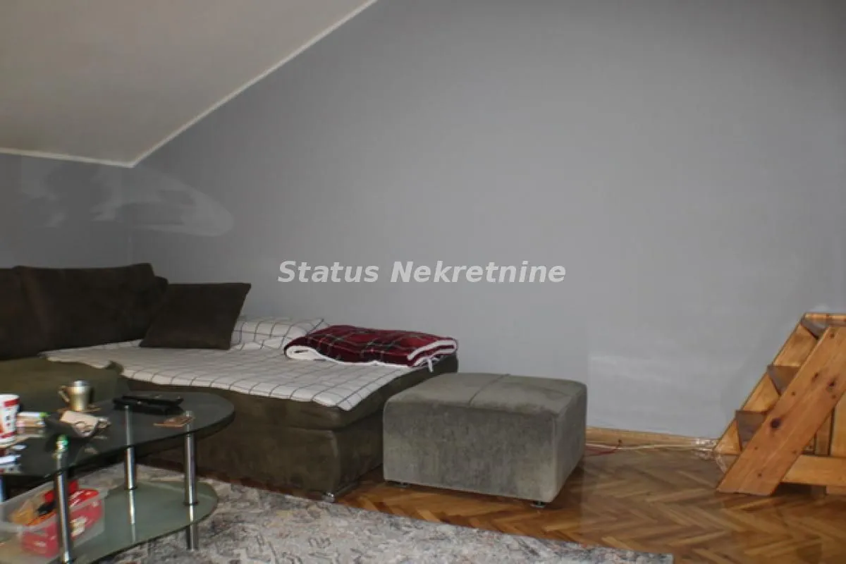 Prodaja, dvosoban stan, 77m², Stari grad, Novi Sad