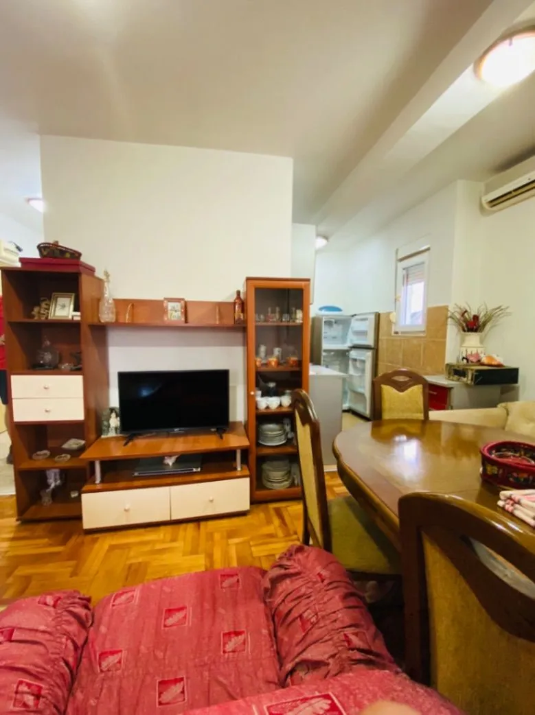 Rent, studio apartment, 34m², Blok 9, Podgorica