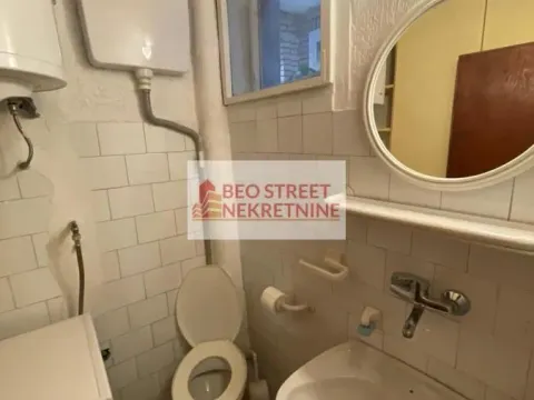 Izdavanje, trosoban stan, 70m², Stari Grad, Beograd - image 15