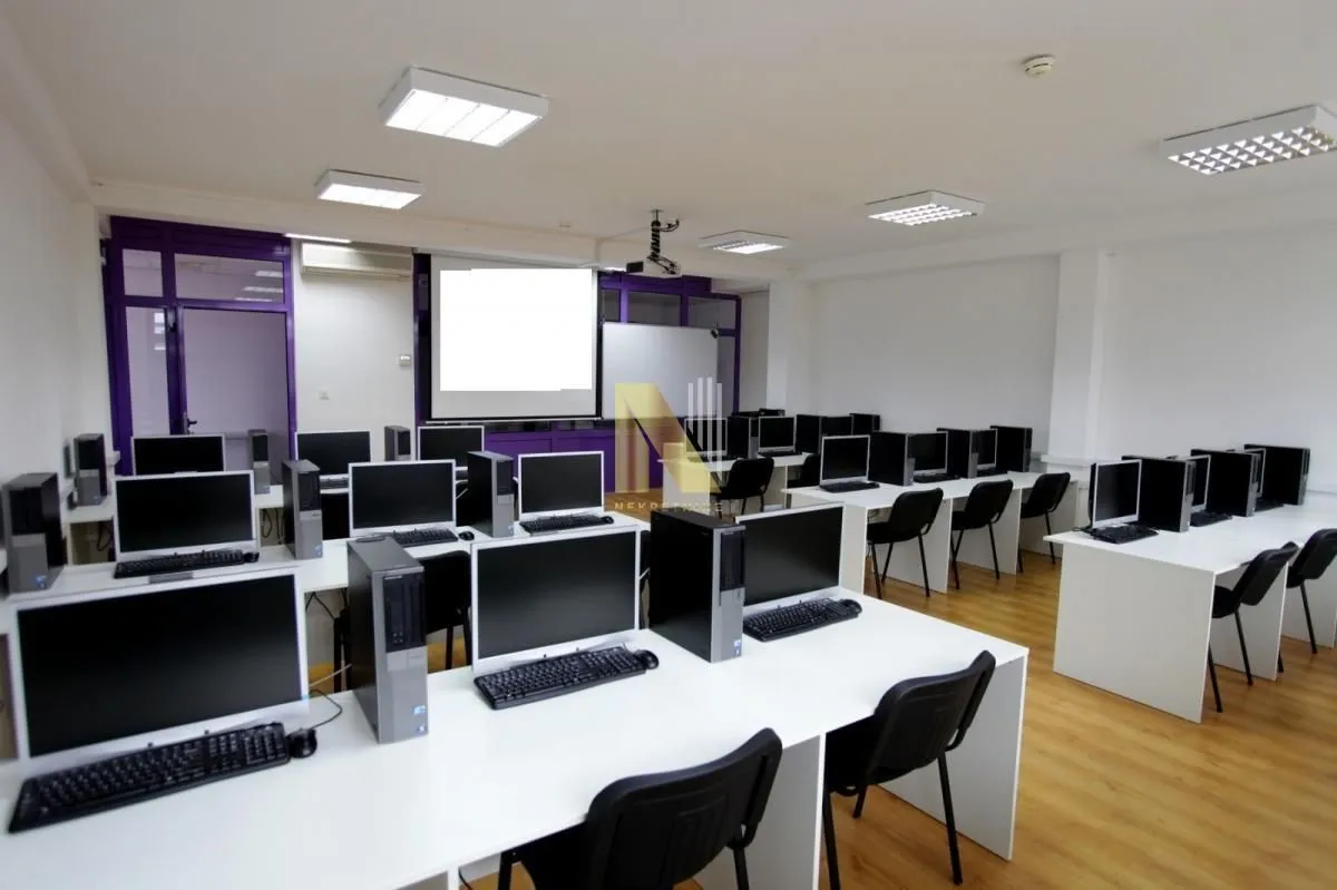 Rent, office space, 500m², Adamovićevo Naselje, Novi Sad Sve Podlokacije