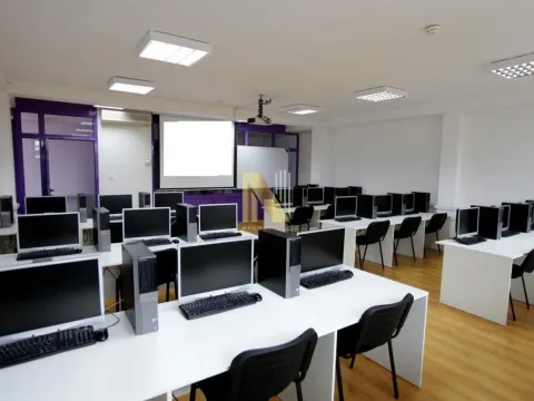 Rent, office space, 500m², Adamovićevo Naselje, Novi Sad Sve Podlokacije - image 5